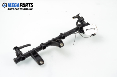 Fuel rail for Renault Megane Scenic 1.6, 90 hp, minivan, 1998