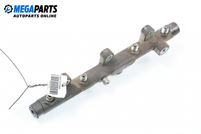 Fuel rail for Peugeot 206 2.0 HDI, 90 hp, hatchback, 2001