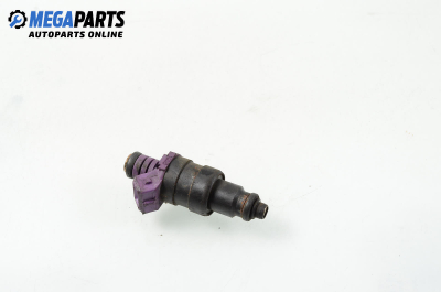 Gasoline fuel injector for Renault Clio II 1.2, 58 hp, hatchback, 1999