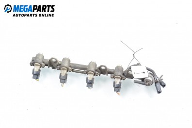 Fuel rail with injectors for Nissan Micra (K11) 1.0 16V, 54 hp, hatchback, 1994