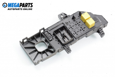 Sicherungskasten for Opel Vectra C 2.2 16V DTI, 125 hp, sedan, 2003