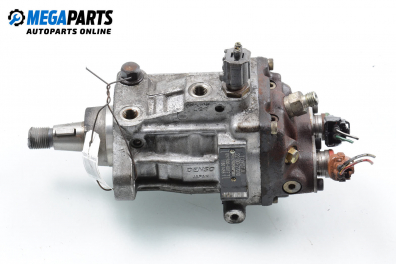 Diesel injection pump for Toyota Avensis 2.0 D-4D, 110 hp, station wagon, 2001 № Denso 22100-27010