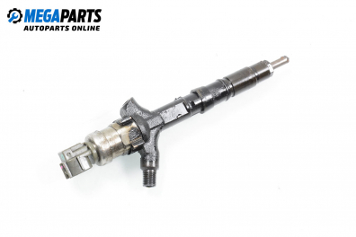 Diesel fuel injector for Toyota Avensis 2.0 D-4D, 110 hp, station wagon, 2001 № Denso 23670-27030