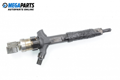 Diesel fuel injector for Toyota Avensis 2.0 D-4D, 110 hp, station wagon, 2001 № Denso 23670-27030