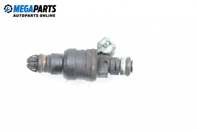 Gasoline fuel injector for BMW 3 (E36) 2.0, 150 hp, station wagon, 1997