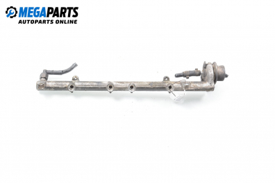 Fuel rail for Volvo 440/460 1.6, 83 hp, sedan, 1993