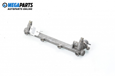 Fuel rail for Opel Vectra B 1.8 16V, 115 hp, station wagon, 1997