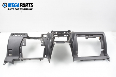 Tablou de bord, partea inferioară for Toyota Corolla Verso 1.8, 129 hp, monovolum, 2004