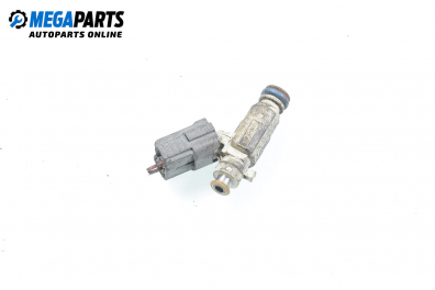 Gasoline fuel injector for Nissan Almera Tino 2.0, 136 hp, minivan automatic, 2001