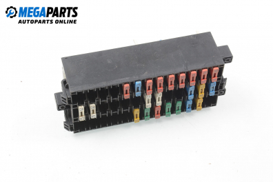 Fuse box for Renault Kangoo 1.4, 75 hp, passenger, 1998