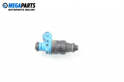 Gasoline fuel injector for Volvo S40/V40 1.8, 122 hp, station wagon, 2001