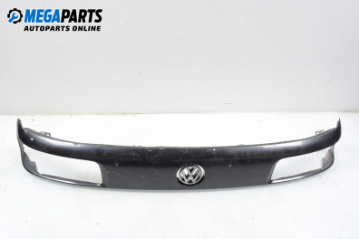 Headlights lower trim for Volkswagen Passat (B3) 1.8 16V, 136 hp, station wagon, 1990