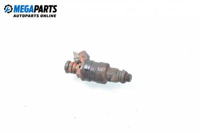 Gasoline fuel injector for Renault 19 1.7, 90 hp, sedan, 1990