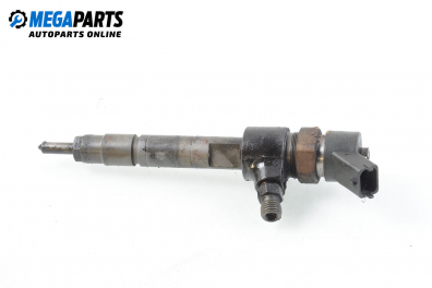 Diesel fuel injector for Alfa Romeo 145 1.9 JTD, 105 hp, hatchback, 2000 № 0445110 002