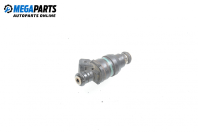 Gasoline fuel injector for BMW 3 (E36) 1.8, 113 hp, sedan, 1993