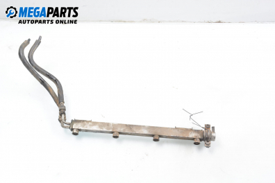 Fuel rail for Saab 900 2.0, 133 hp, hatchback, 1994