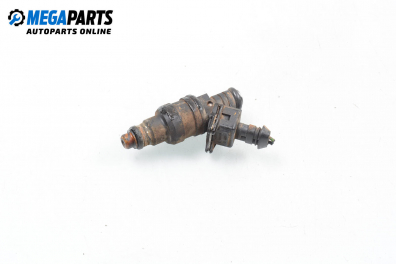 Gasoline fuel injector for Saab 900 2.0, 133 hp, hatchback, 1994