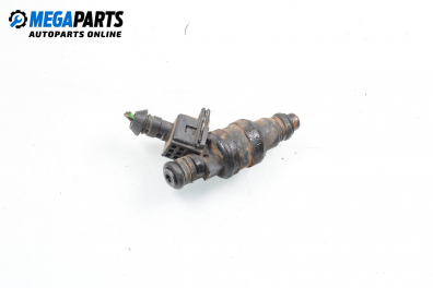 Gasoline fuel injector for Saab 900 2.0, 133 hp, hatchback, 1994