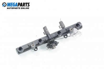 Fuel rail for Volkswagen Lupo 1.0, 50 hp, hatchback, 2000