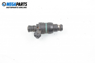 Gasoline fuel injector for BMW 3 (E36) 1.6, 102 hp, hatchback, 1994