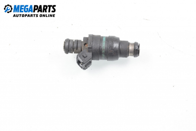 Gasoline fuel injector for BMW 3 (E36) 1.6, 102 hp, hatchback, 1994