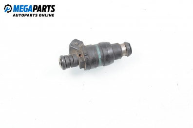 Gasoline fuel injector for BMW 3 (E36) 1.6, 102 hp, hatchback, 1994