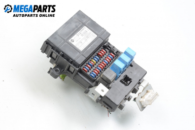 Fuse box for Nissan Primera (P11) 1.8 16V, 114 hp, station wagon, 2000