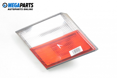 Inner tail light for Nissan Primera (P11) 2.0 16V, 115 hp, hatchback, 1997, position: left