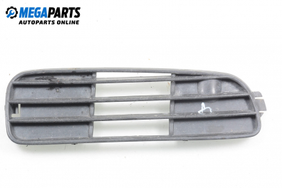 Bumper grill for Audi 80 (B4) 2.0, 90 hp, sedan, 1991, position: front