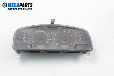 Instrument cluster for Toyota Avensis 2.0, 128 hp, sedan, 2000