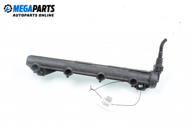 Fuel rail for Renault Clio II 1.2, 75 hp, hatchback, 2001