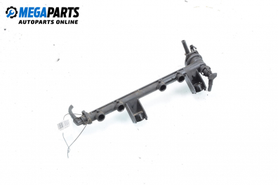 Fuel rail for Renault Clio II 1.2, 58 hp, hatchback, 1999