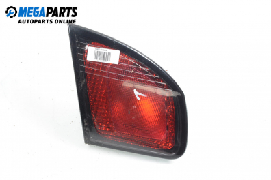 Inner tail light for Nissan Primera (P11) 1.8 16V, 114 hp, hatchback, 2001, position: left