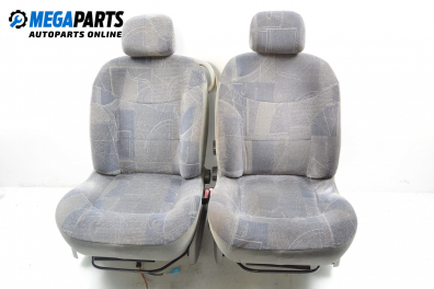 Set scaune for Renault Megane Scenic 1.6 16V, 107 hp, monovolum, 2000