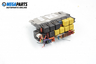 Tablou cu siguranțe for Mercedes-Benz S-Class W220 3.2 CDI, 197 hp, sedan automatic, 2001