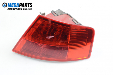 Tail light for Audi A8 (D3) 4.2 Quattro, 335 hp, sedan automatic, 2002, position: right
