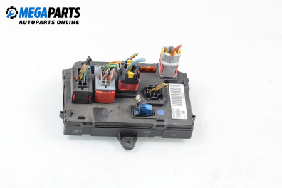 Fuse box for Peugeot 407 2.0 HDi, 136 hp, station wagon automatic, 2005