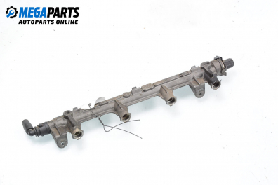 Fuel rail for Fiat Punto 1.8 HGT, 130 hp, hatchback, 2000