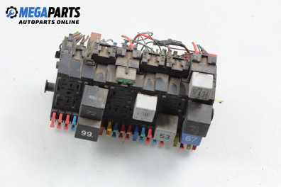 Fuse box for Volkswagen Golf III 1.4, 60 hp, hatchback, 1993