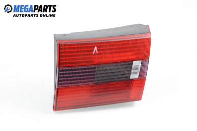 Inner tail light for Volkswagen Passat (B4) 1.8, 90 hp, station wagon, 1995, position: left