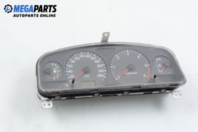 Instrument cluster for Toyota Avensis 2.0 D-4D, 110 hp, station wagon, 2001