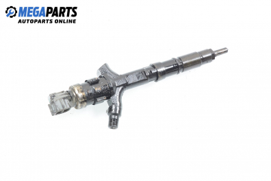 Diesel fuel injector for Toyota Avensis Station Wagon (T22, ZZT22) (09.1997 - 02.2003) 2.0 D-4D (CDT220), 110 hp