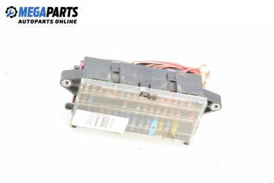 Fuse box for Volkswagen Polo (6N2) (10.1999 - 10.2001) 1.4, 60 hp