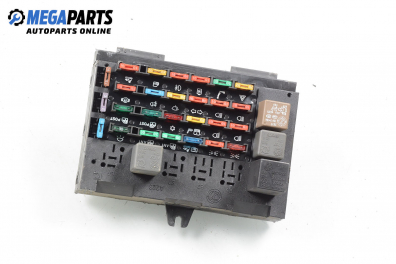 Fuse box for Alfa Romeo 164 (164) (01.1987 - 09.1998) 2.0 T.S. (164.H3), 144 hp