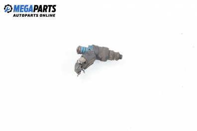 Gasoline fuel injector for Volkswagen Golf III (1H1) (08.1991 - 07.1998) 1.6, 101 hp