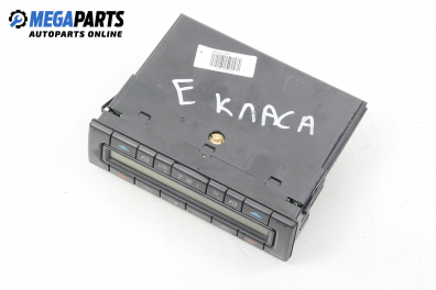 Panou aer condiționat for Mercedes-Benz E-Class Estate (S210) (06.1996 - 03.2003)