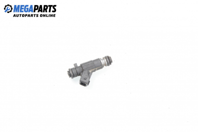 Gasoline fuel injector for Volkswagen Polo Variant (6KV5) (1997-04-01 - 2001-09-01) 1.4, 60 hp