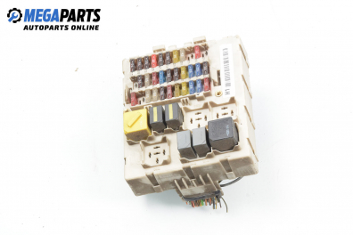 Fuse box for Ford Focus (DAW, DBW) (10.1998 - 12.2007) 1.8 TDCi, 100 hp