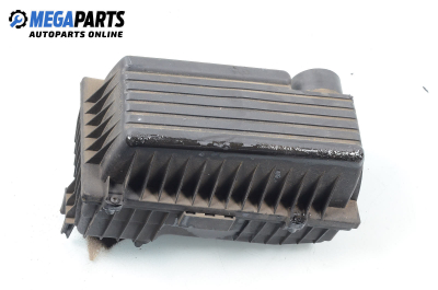 Carcasă filtru de aer for Peugeot 406 (8B) (1995-10-01 - 2005-01-01) 1.8 16V