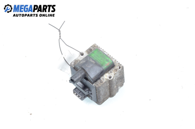 Bobină de aprindere for Volkswagen Polo (86C, 80) (10.1981 - 09.1994) 1.0 Catalyst, 45 hp